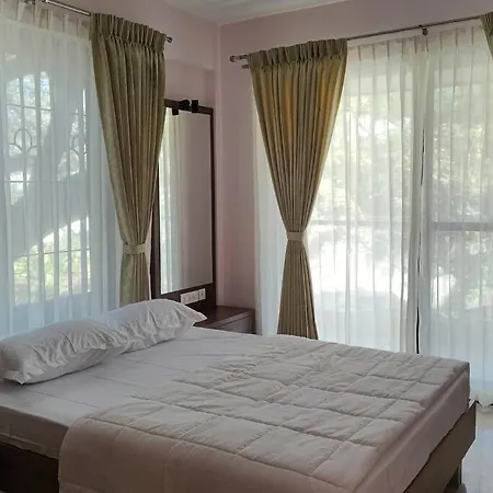 Tara Suites Premium Rooms In Central Indiranagar Bangalore Exterior photo