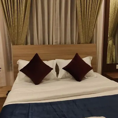 Tara Suites Premium Rooms In Central Indiranagar Bangalore Exterior photo